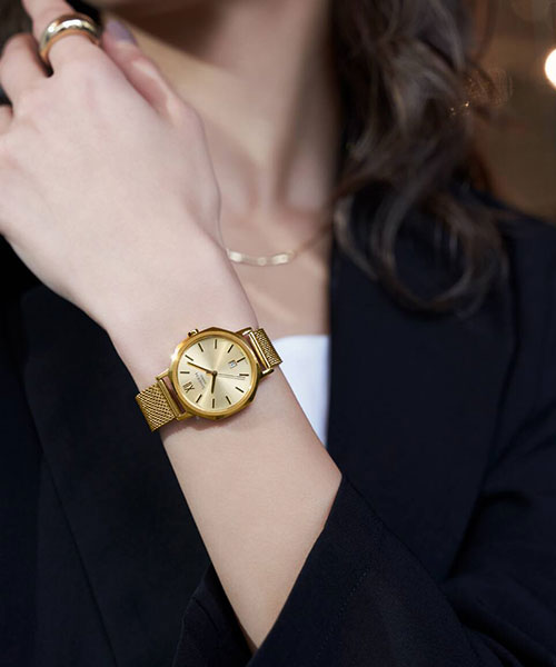 ساعت مچی زنانه SHEEN 
مدل CASIO-SHE-4554GM-9AUDF