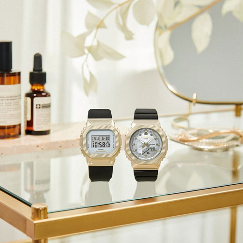 ساعت مچی زنانه G-SHOCK سایز متوسط 
مدل CASIO-GM-S5600BC-1DR