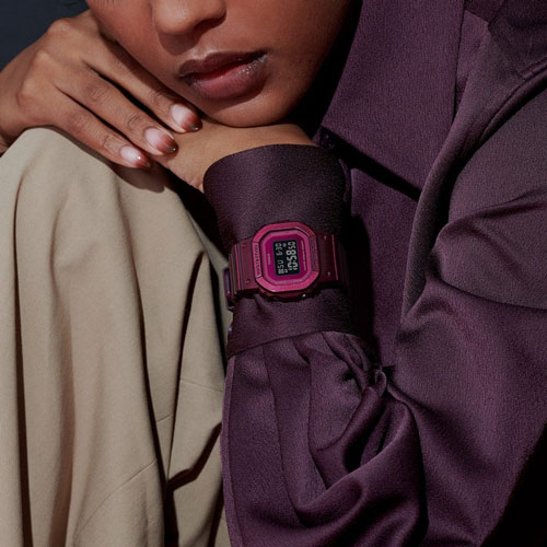 ساعت مچی زنانه G-SHOCK سایز متوسط 
مدل CASIO-GMD-S5600RB-4DR