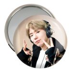 آینه جیبی خندالو مدل کیهیون گروه مانستا اکس MONSTA X  کد 12253