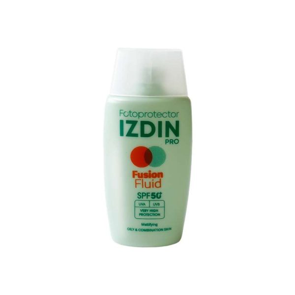 کرم ضد آفتاب بدون رنگ ایزدین SPF 50 مدل fusion مناسب انواع پوست‌ حجم 50 میلی‌لیتر