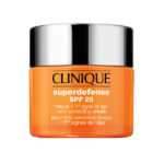کرم ضد چروک کلینیک مدل Superdefense spf 25 حجم 50 میلی لیتر